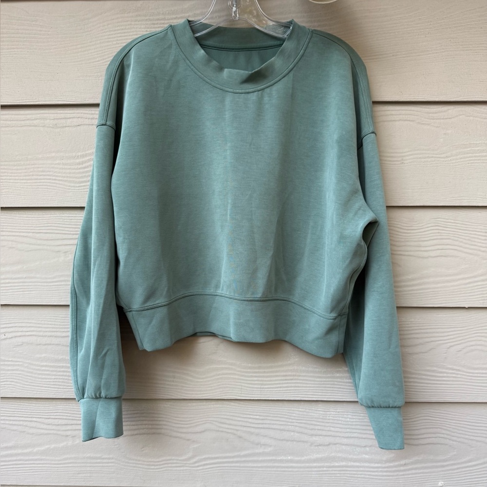 Lululemon Softstreme Perfectly Oversized Cropped Crew - Picture 4 of 7